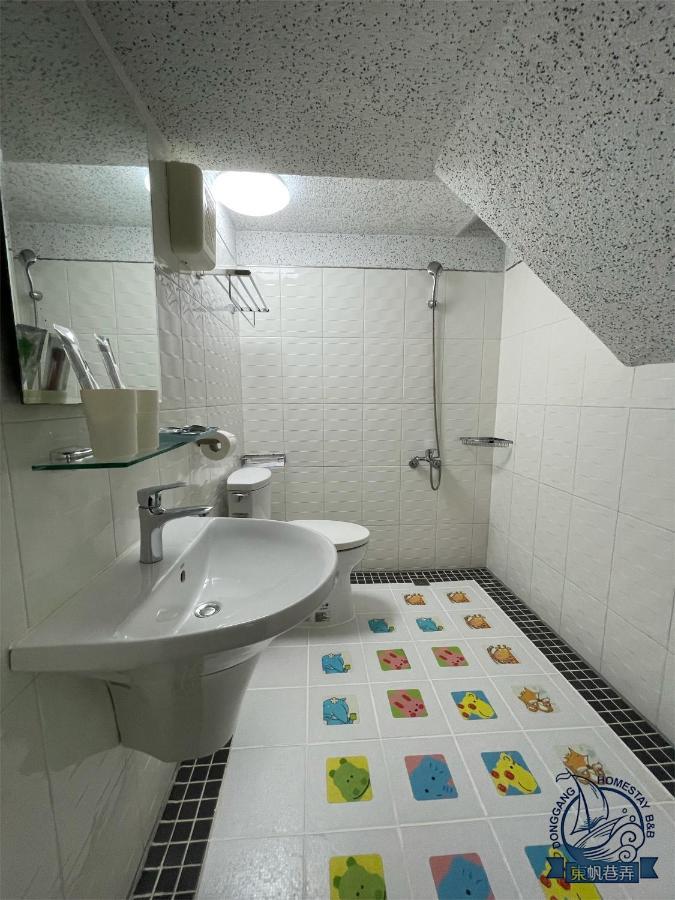 Donggang Homestay-Dongfan Exteriör bild